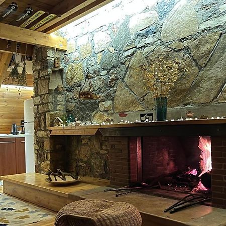Salet Στο Δασοσ Villa Калаврита Екстериор снимка