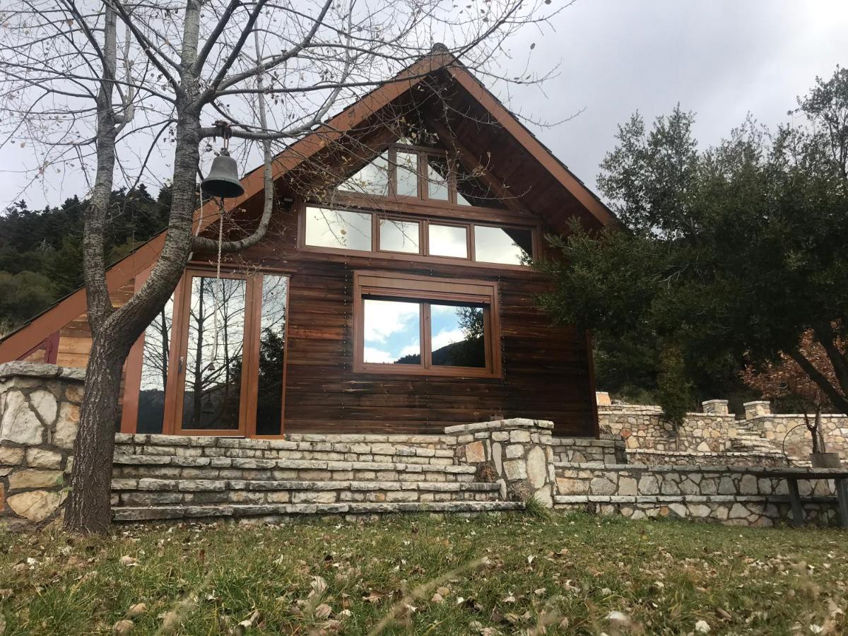 Salet Στο Δασοσ Villa Калаврита Екстериор снимка