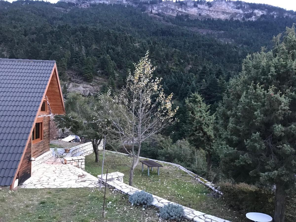 Salet Στο Δασοσ Villa Калаврита Екстериор снимка